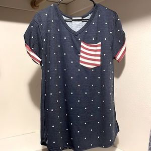 Patriotic Top - 12 PM Mon Ami